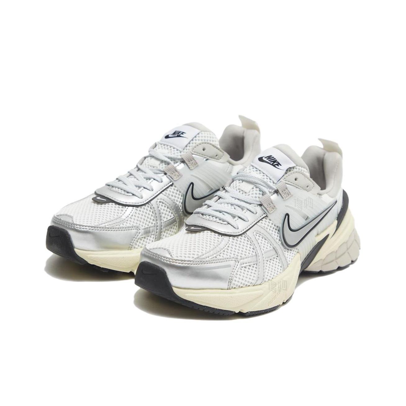 Nike V2K Run Stijlvolle, felle - Women Shoes Running Nike recensie en prijs