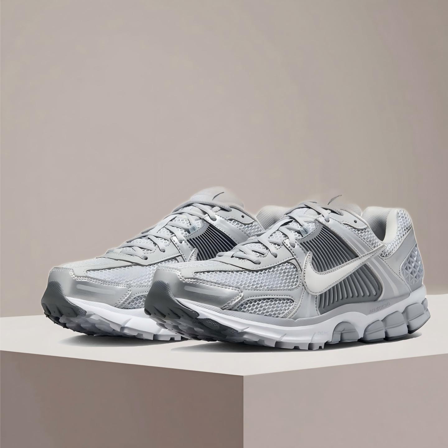 Nike Zoom Vomero 5 Yankees har - Women Shoes Running Nike recensie en prijs
